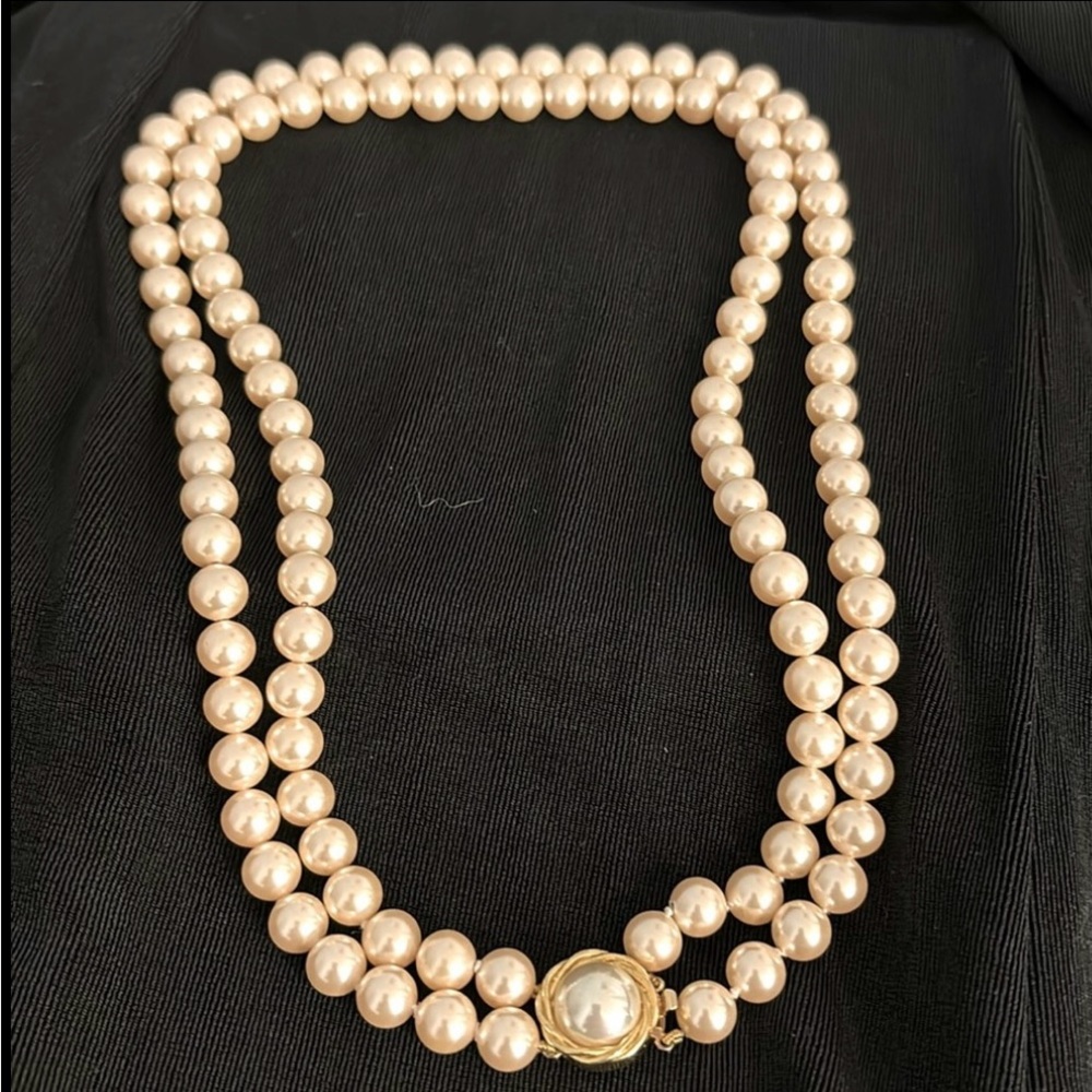 Two Strand Women’s Choker Pearl Necklace with Gold Plated Clasp!